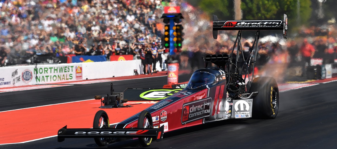 Mopar CAP Highlights: Tony Stewart Racing Drivers and Students Shine at NHRA Route 66 Nationals